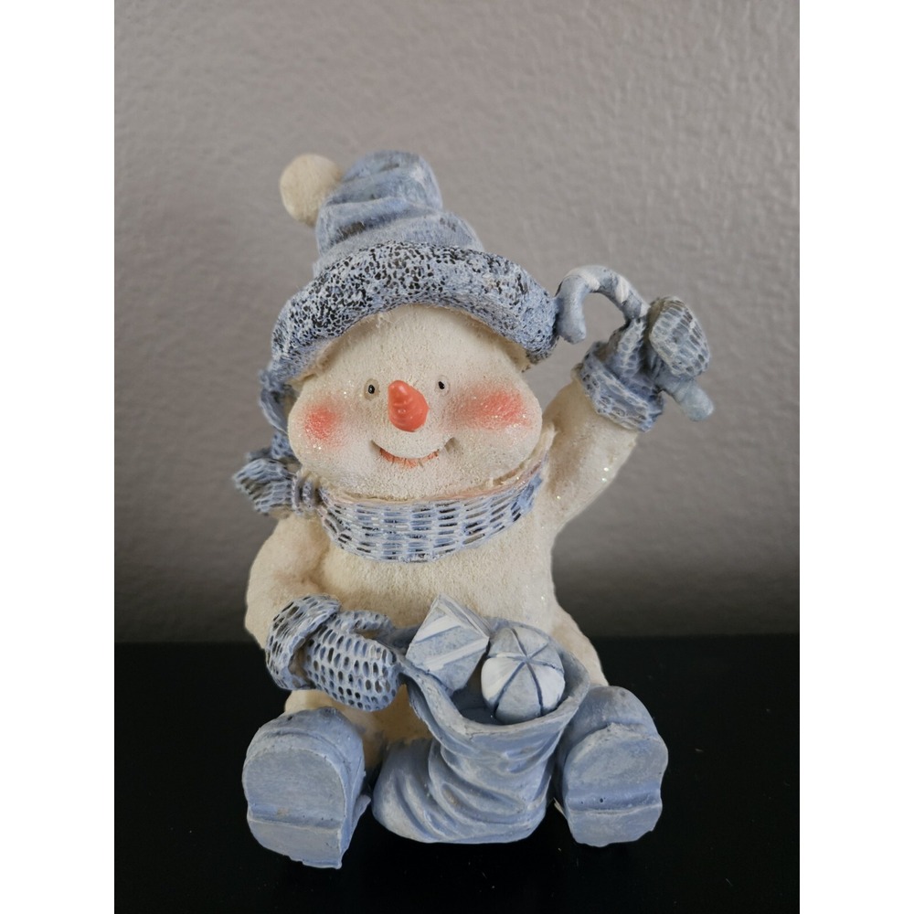 Snowman Figurine Carrying Gifts Winter Holiday Decor Tabletop‎ Accent Vintage